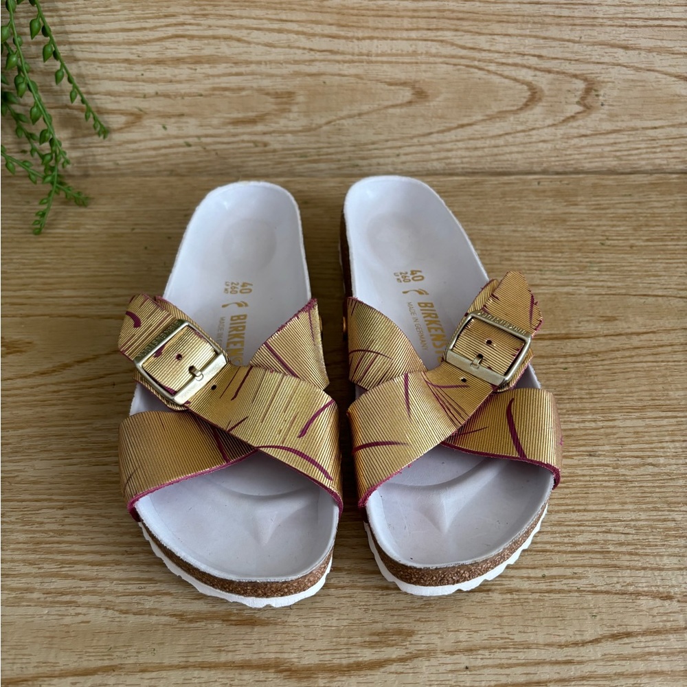 Birkenstock Tan and Red Sandals